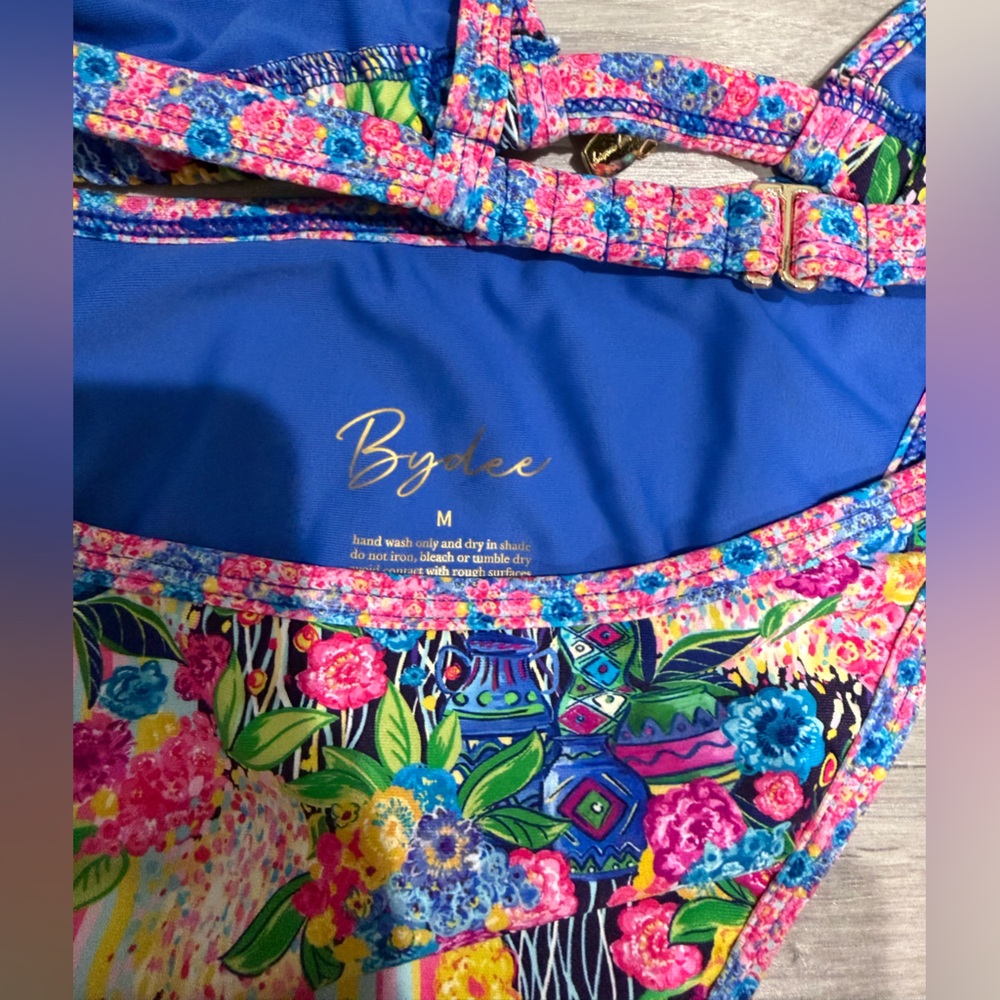 MOVING SALE Bydee Prague Bikini Set in Soleil Top and Bottom Medium - Picture 6 of 6